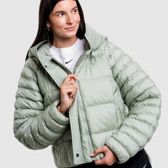 Nike Swoosh PrimaLoft Therma-FIT Oversized Hooded Puffer Crop Jacket, Women's L - Picture 2 of 16